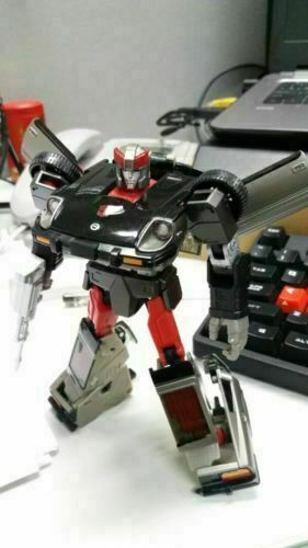 NEW TRANSFORMERS TAKARA MASTERPIECE MP-18 BLUESTREAK NISSAN