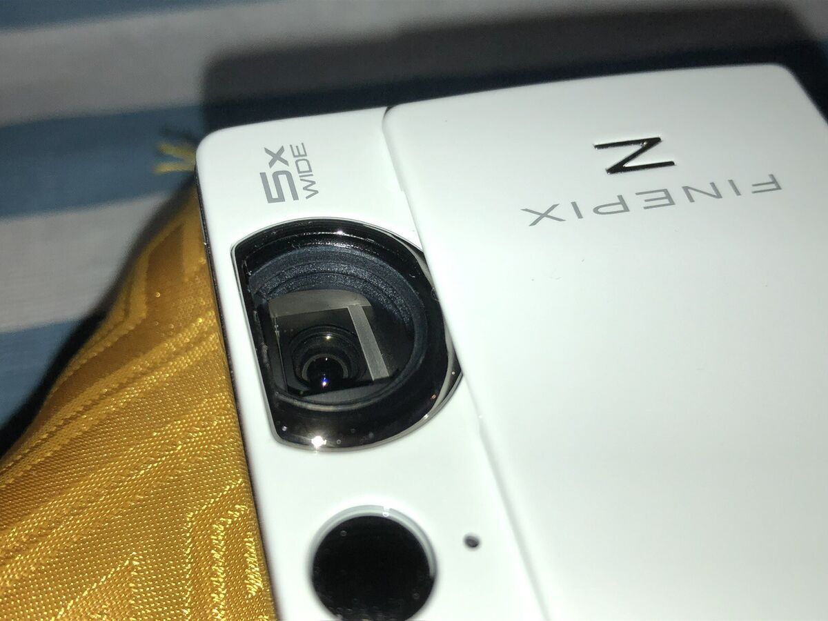 Fujifilm FinePix Z110,White,EXC 14MP,5x,f/3.9,2.7inch from Fujifilm FinePix Z110,White,EXC 14MP,5x,f/3.9,2.7inch from
