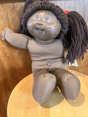 Vintage African American Girl Cabbage Patch Doll 1978 1982 Xavier Roberts