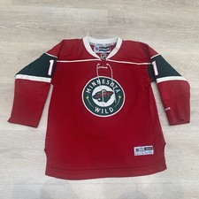 Upper Deck's 2011 NHL Draft Exclusive Card Set and Autograph Signing 6