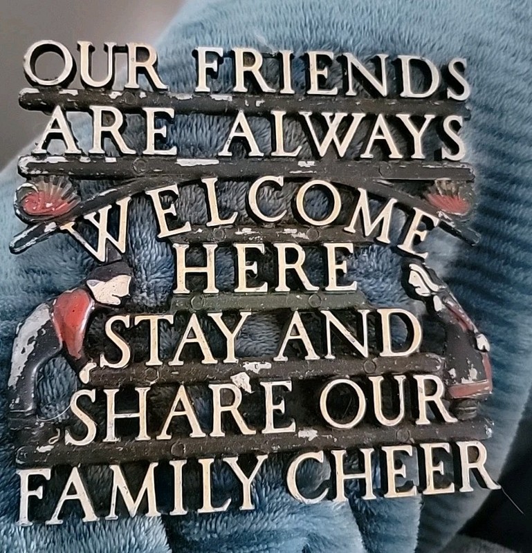 Vintage Trivet Friends Always Welcome To Stay And Share Family Cheer, Hot Plate