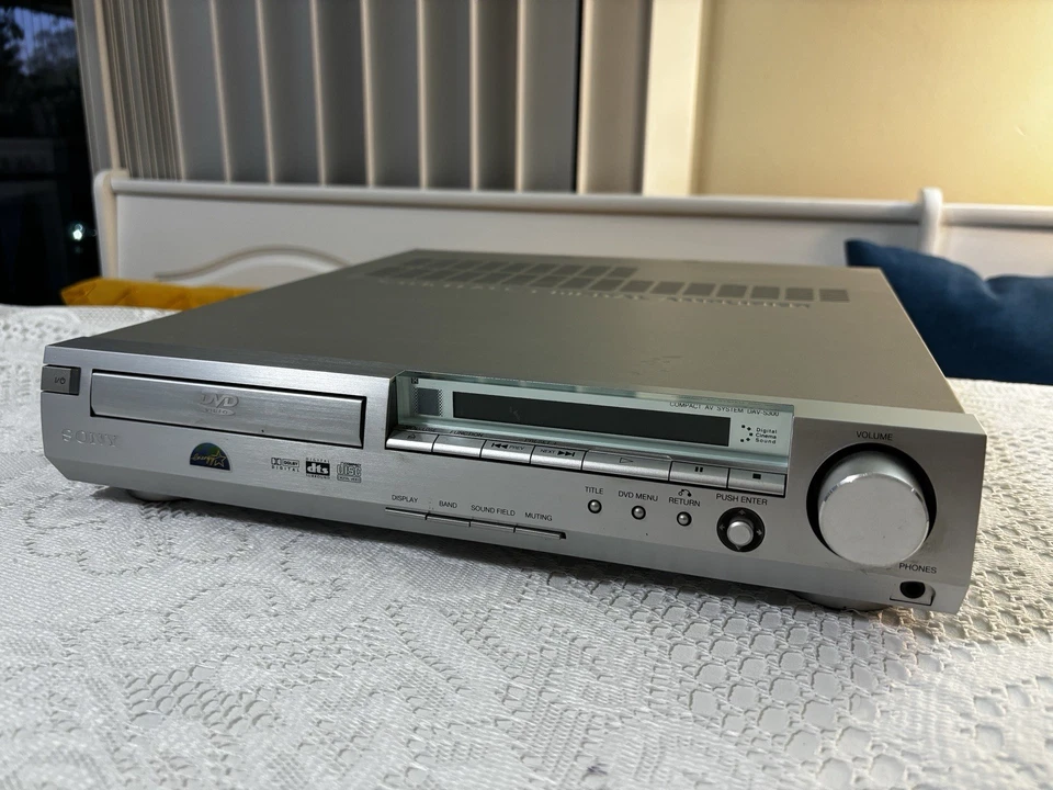 Sony DAV-S300 5.1 Home Theater CD Receiver Player – No Remote – Tested - Image 2 of 4