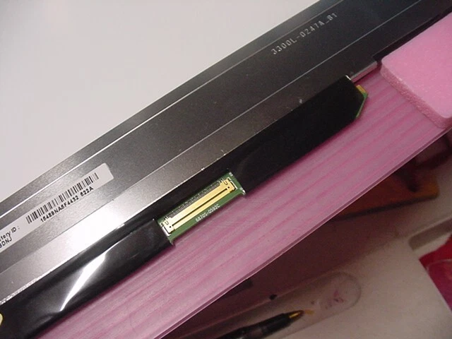 LG 15.4" WXGA+ LED LCD Apple MacBook PRO A1286 LP154WP3 (TL)(A2) NEW - Image 2 of 4