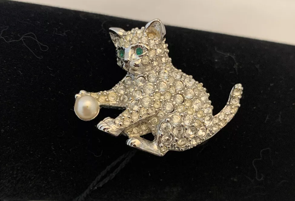 Swarovski 2024 cat brooch