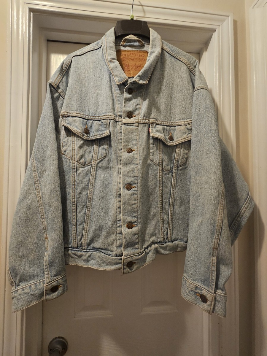 Vintage 1990s Levi's 70598 4834 Trucker Jean Jacket Size XL Vintage 1990s Levi's 70598 4834 Trucker Jean Jacket Size XL