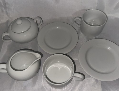 Lot 6 Elegant 10 Strawberry Street White Porcelain Tea SET Coffee Mugs Plates - Picture 1 of 7