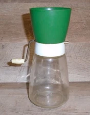 Vintage Federal Housewares Green Nut Grinder, Embossed Glass, Chicago, Illinois