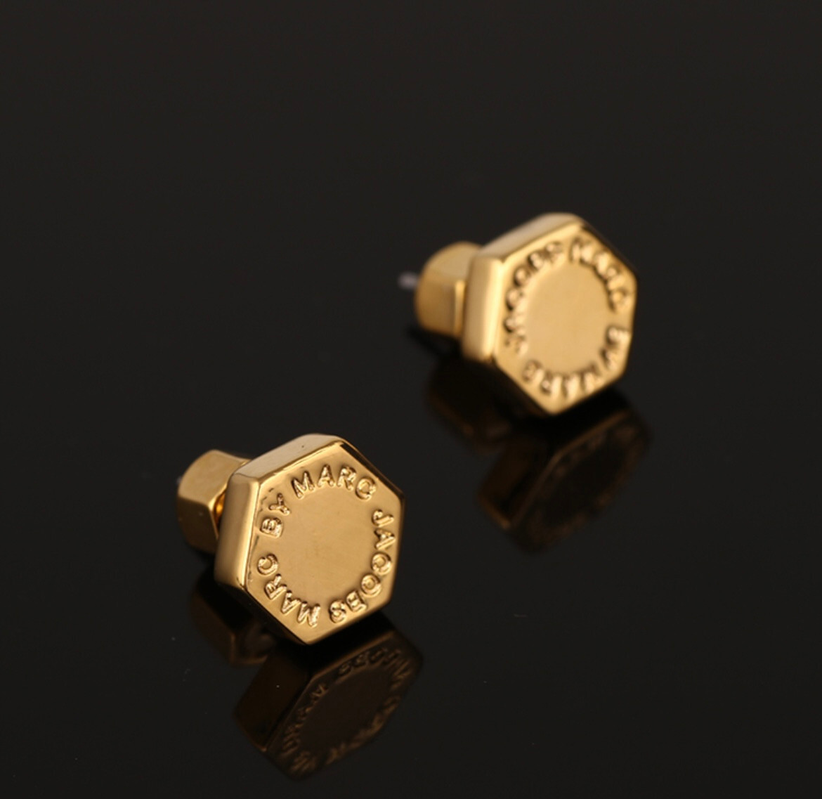 【関税込み】Button Stud Earrings - Marc Jacobs - l - Sil 関税込み】Button Stud Earrings - Marc Jacobs - l - Sil