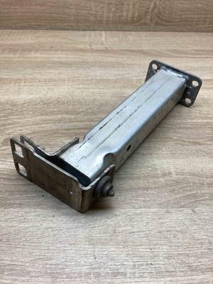 4M0802037A 4M0801939 Audi Q7 Bumper Mount Support Bracket Left OE  