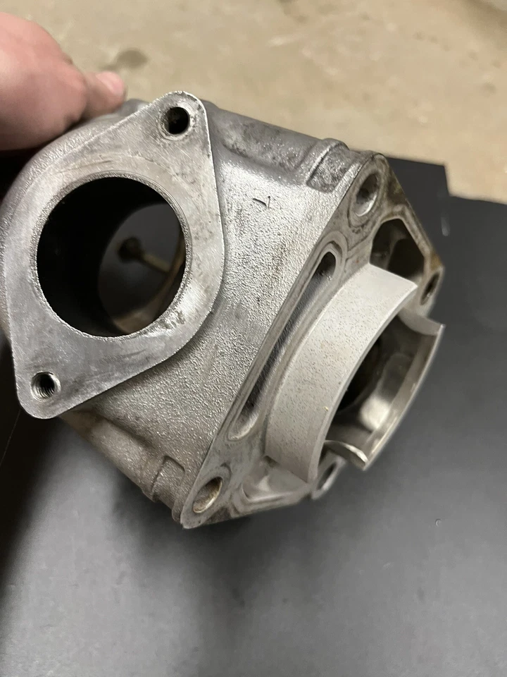 Yamaha Vmax 600 DLX XT LE 1994 1995 1996 cilindro jarra 8CA-11311-00-00 Foto 4 de 4