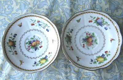 ZWEI SPODE COPELANDS PORZELLAN ''ROCKINGHAM'' DESIGN SUPPENUNTERTASSEN FÜR HARRODS
