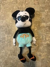 Disney Summer Mickey Mouse W/Sunglasses Beach 25 Plush TARGET EXCLUSIVE 2018