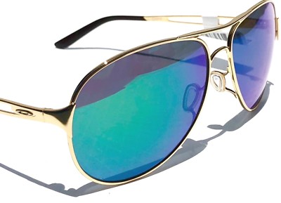 oakley gold aviators