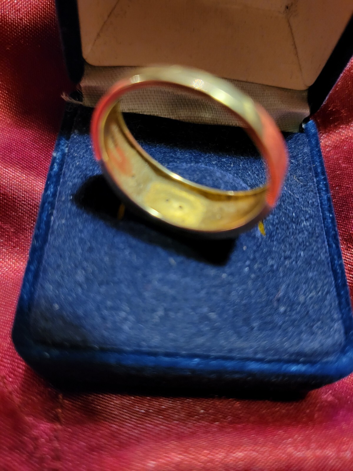 9ct Engraved Rectangular Mens Ring eBay