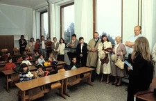 Dieter Thomas Heck daughter Saskia classmate parents school enroll- Old Photo 1