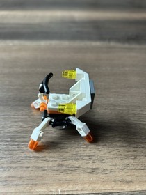 LEGO Galaxy Squad: Mini Mech (30230) Retired, 100% Complete Set With Minifigure