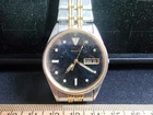 Vintage Seiko Day/Date Watch Used Does Not Run Parts/Repair Only Two Tone Band