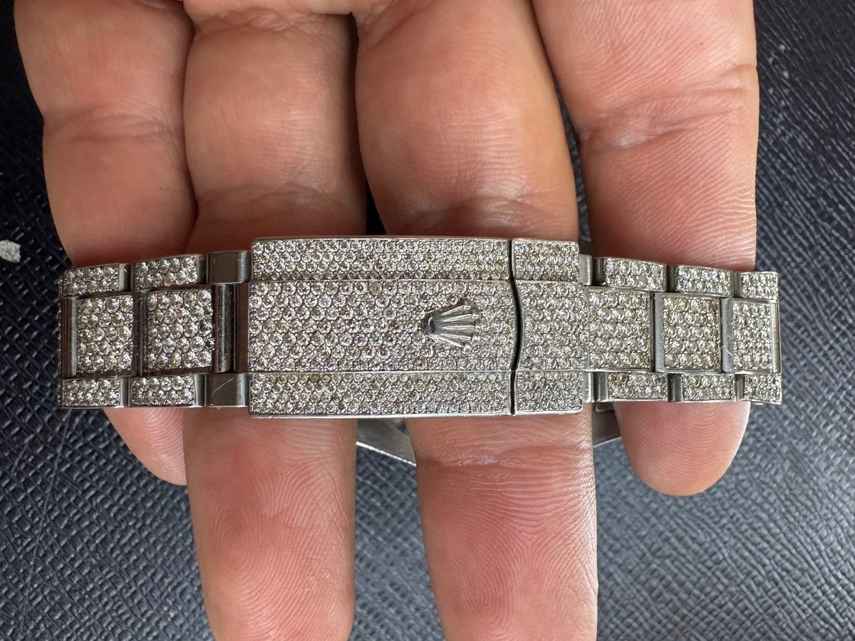 Rolex Datejust 116334 Stainless Steel Silver Dial Bust Down