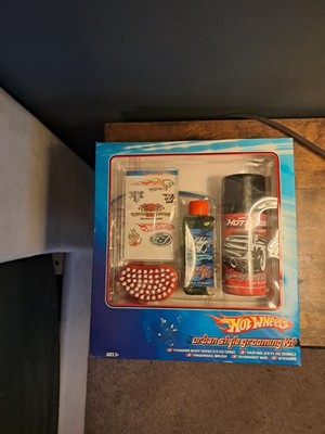 Hot Wheels Mattel 2005 Kids Urban Style Grooming Kit New