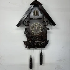 Vintage Black Forest Style Quartz Wooden Cuckoo Clock