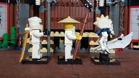 Lego Spinjitzu Dojo 2504 Ninjago Zane Sensei Wu 100% Complete Set Golden Weapons