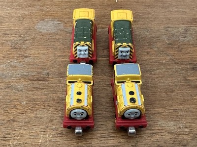 Geniune Take Along N Play Thomas Train Diecast Lot of Twins!