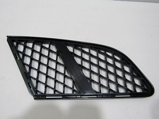 MERCEDES SLS C197 AMG 10-14 ZIERGRILL FAHRER RECHTS A1976980279 REF F5-30 MERCEDES SLS C197 AMG 10-14 ZIERGRILL FAHRER RECHTS A1976980279 REF F5-30