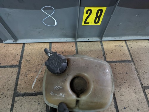 Original VW Golf I II 1 2 Ausgleichsbehälter Kühlwasserbehälter 171121407E