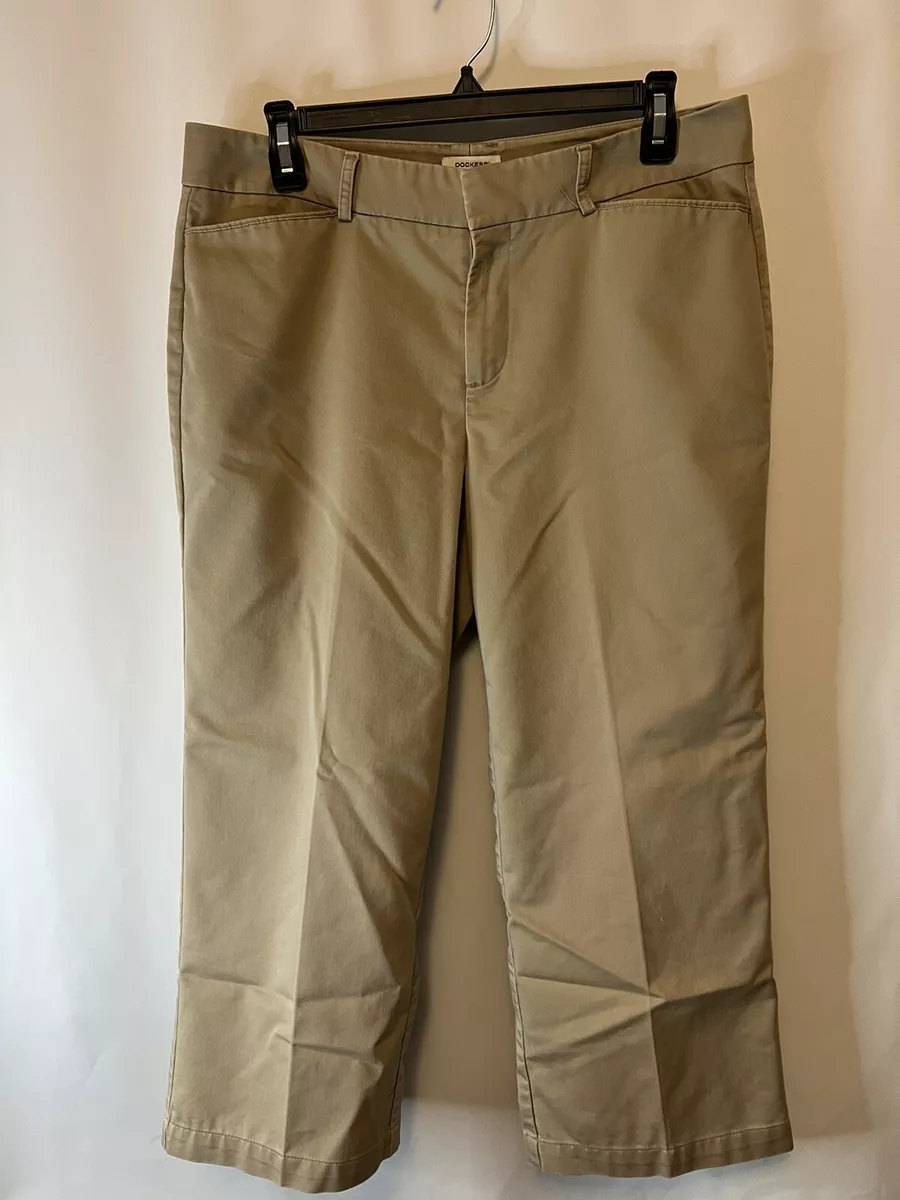 Dockers Capris Ideal Fit Women s size 10 Tan Khaki eBay