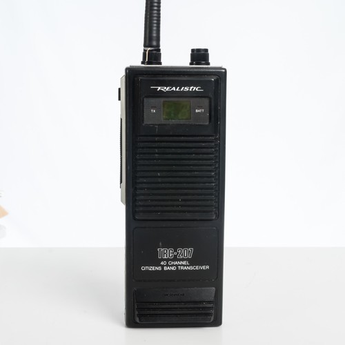 Realistic TRC-207 - 40 Channel Citizens Band Transceiver Walkie Talkie CB Radio