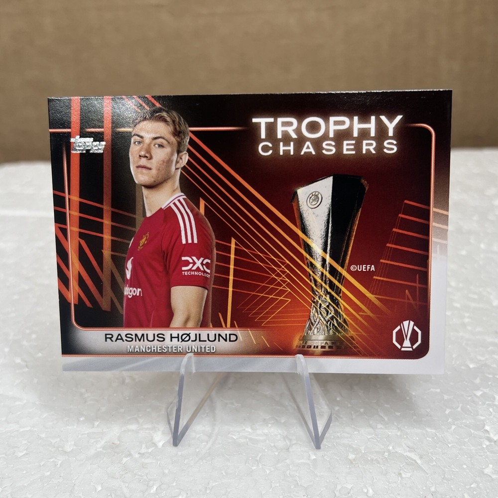 2024-25 Topps UCC Rasmus Hojlund RF-18 Trophy Chasers Soccer Card