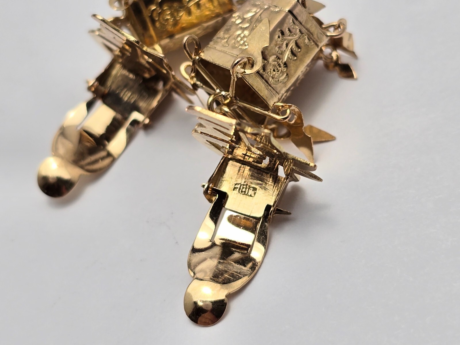 Unique 18K Solid Yellow Gold Dangle Drop Chinese … - image 11