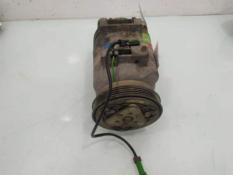 8D0260805D air conditioning compressor for VOLKSWAGEN PASSAT BERLINA 1996 435606 Foto 3 de 4