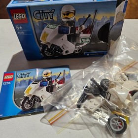 LEGO City Police Set 7235 Police Motorcycle Black/Green Sticker COMPLETE Officer