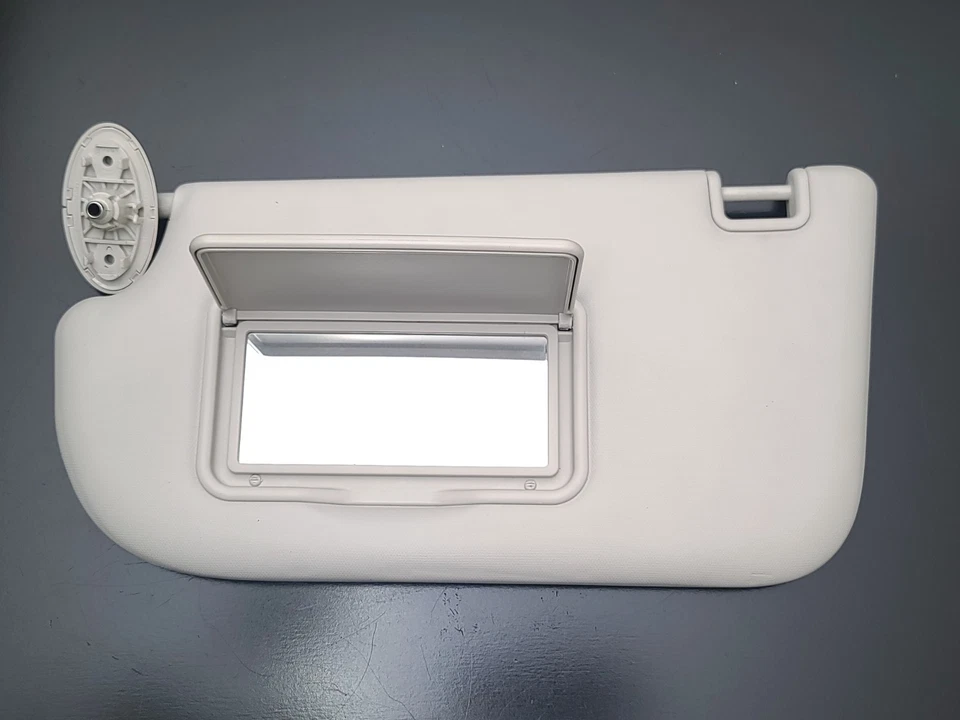 Пара солнцезащитных козырьков со стороны водителя для Ford Escape 2013-2019 годов выпуска от оригинального производителя - Изображение 4 из 4