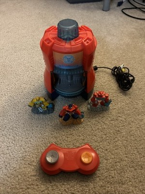 Transformers Rescue Bots Beambox Console With Controller And 3 Playable Figures