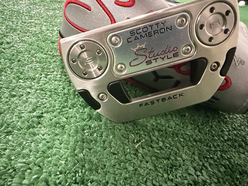 NEW Scotty Cameron Studio Style Fastback Putter RH 34 in Mallet Steel wHeadcover