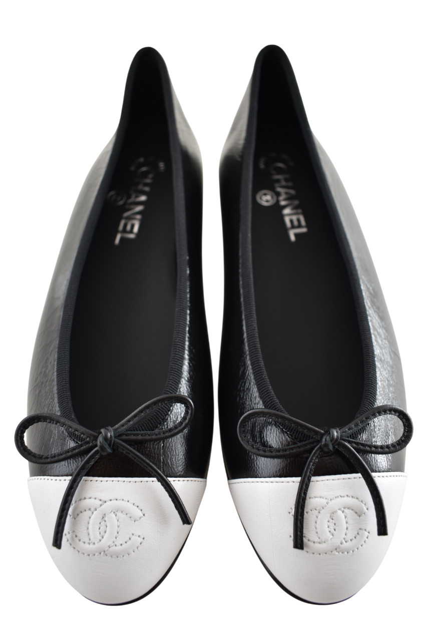 Chanel 26S Black White Crumpled Shiny Lambskin CC Bow Ballet Ballerina Flat 36.5 image 2