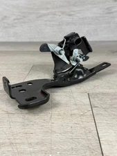 2002-2009 Chevrolet Trailblazer GMC Envoy Rear Glass Actuator Release Latch