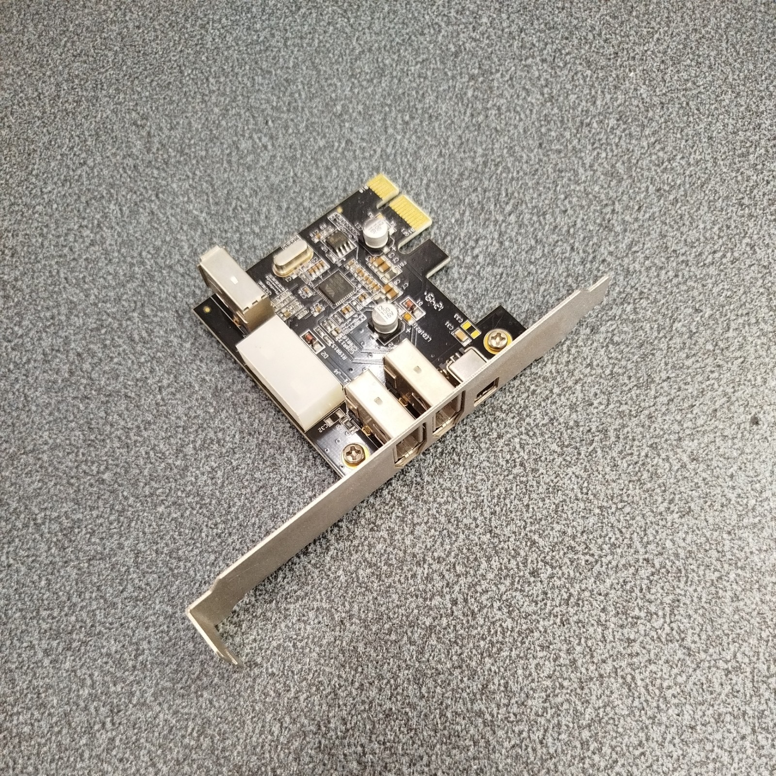 Nilox Firewire 400 - 800 PCI-E expansion card - NM-045 - 10NXAD0704002