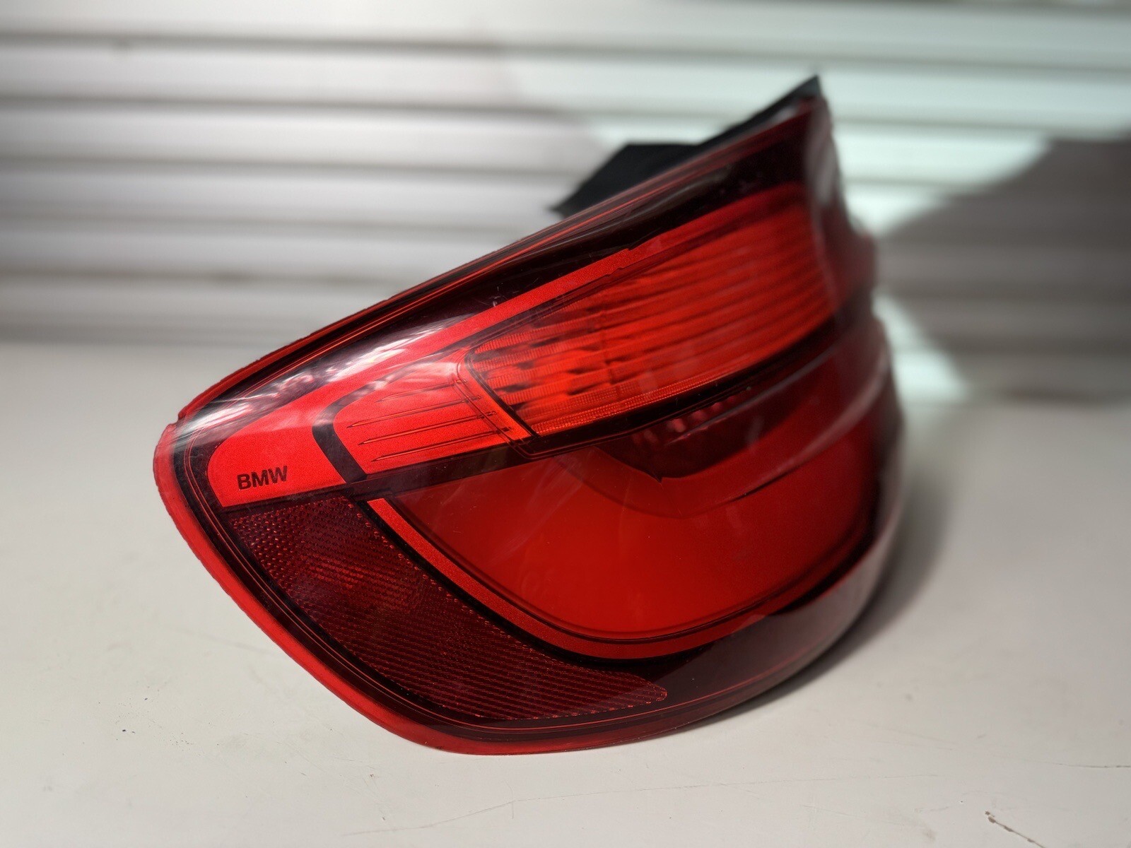 BMW 2 SERIES F22 F23 F87 REAR TAIL LIGHT LEFT PASSENGER SIDE 