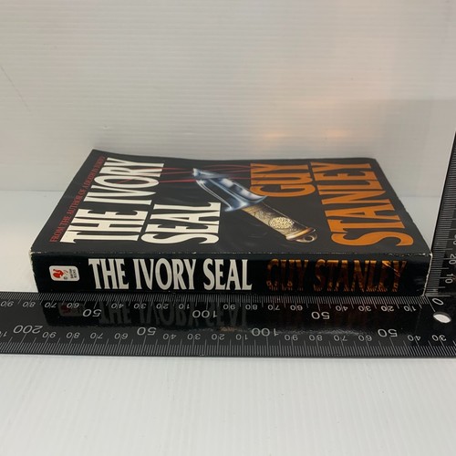 Vintage The Ivory Seal by Guy Stanley (Paperback Book, 1991) Mystery, Thriller - Picture 3 of 7