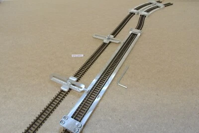 KAMODEL N/PE/L300/C1,Gleisschablone gerade,mit einstellbaren Kupplungen,für N Peco