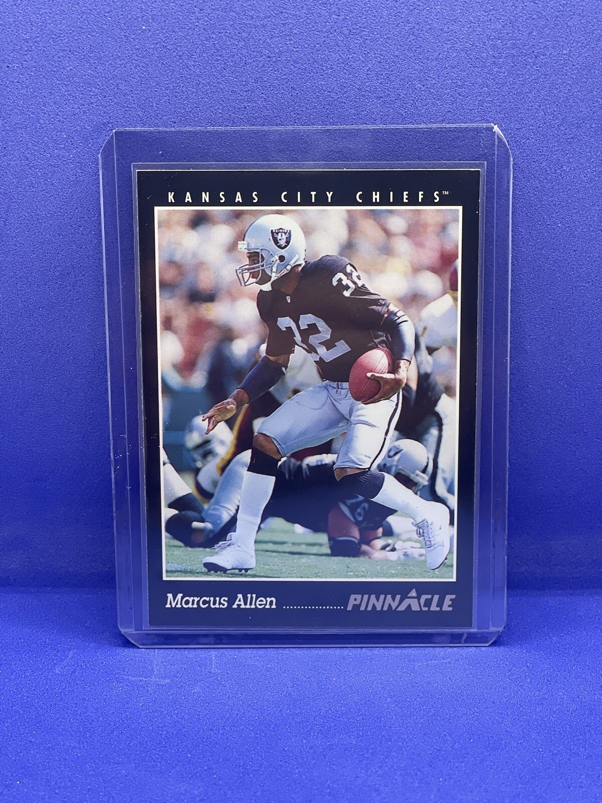 1993  Pinnacle #116 Marcus Allen Kansas City Chiefs