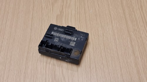 AUDI 2011 A4 B8 TÜRSTEUERGERÄT HINTEN FAHRERSEITE O/S/R STEUERGERÄT ECU 8T0959795N