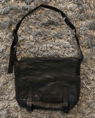 Mark Jacobs black leather laptop bag bag