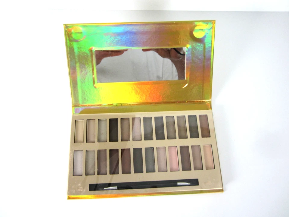 Style Essentials Anything But Basic Large 24-Color Eyeshadow Palette-6.10 Oz-New - Image 2 of 4
