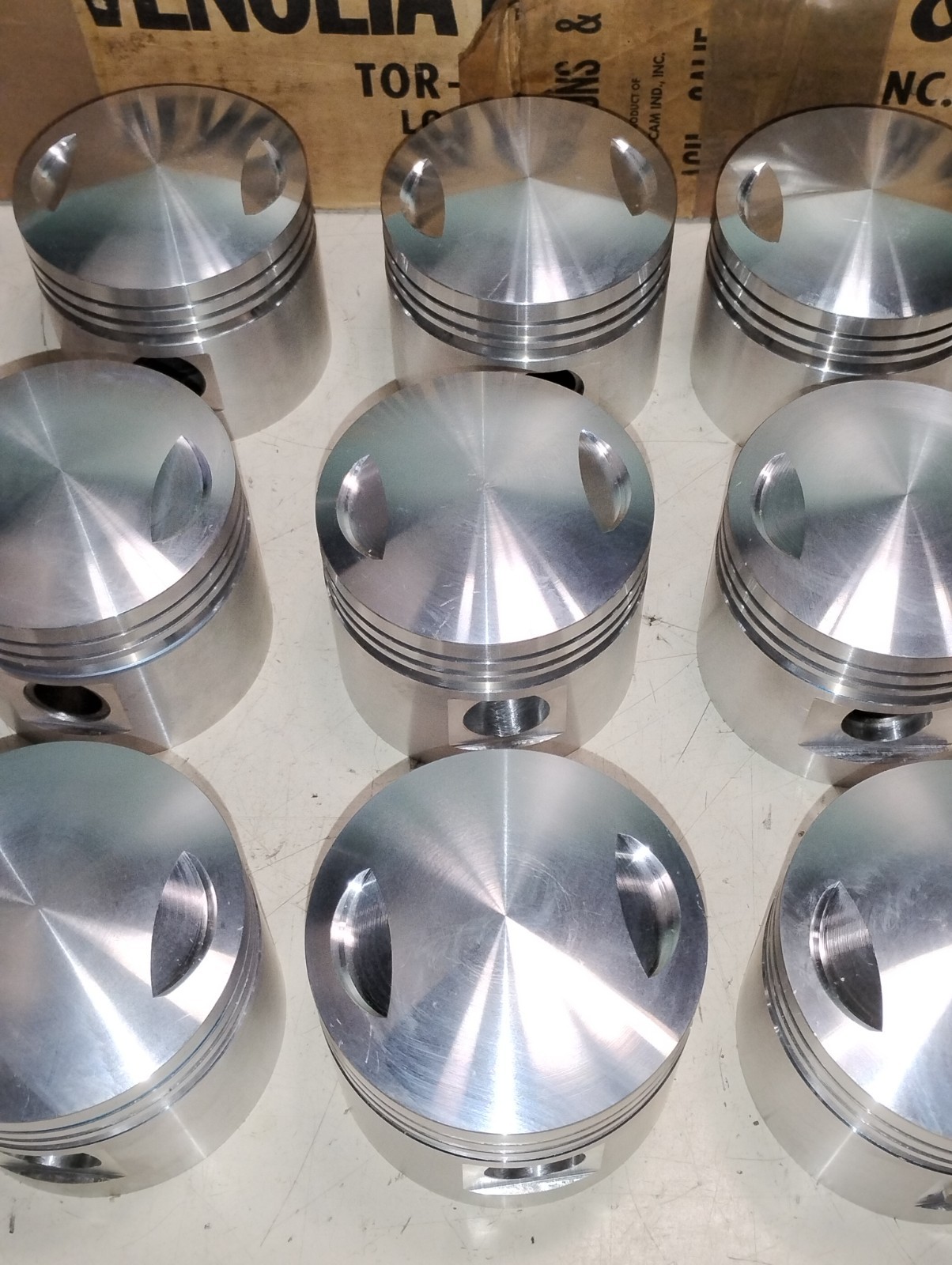 Ferrari 330 Engine Pistons_Piston Rings_GTC_GTS_2+2_Venolia_NEW_3.148 Bore
