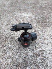 Manfrotto MH494-BH Center Ball Head with 200PL-PRO Quick Release Plate