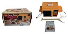 Betty Crocker Easy-Bake Dual-Temp Oven Kenner Toy w/ Cook Book Utensil Vintage